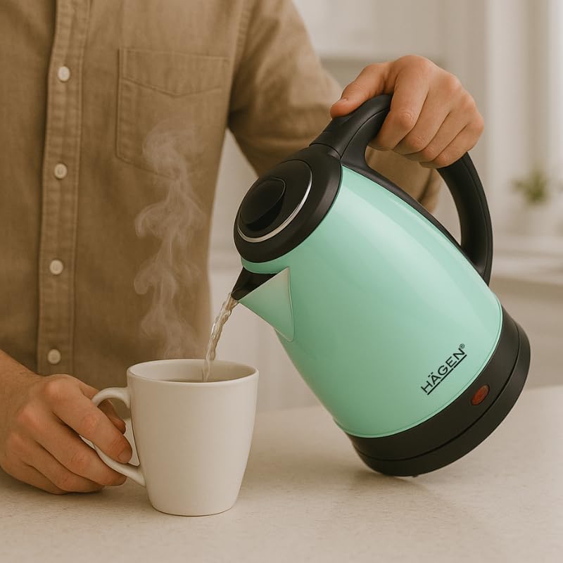Hagen, Kompakter elektrischer Wasserkocher aus Edelstahl, Elegantes Design, 360° Basis, Kapazität 1,
