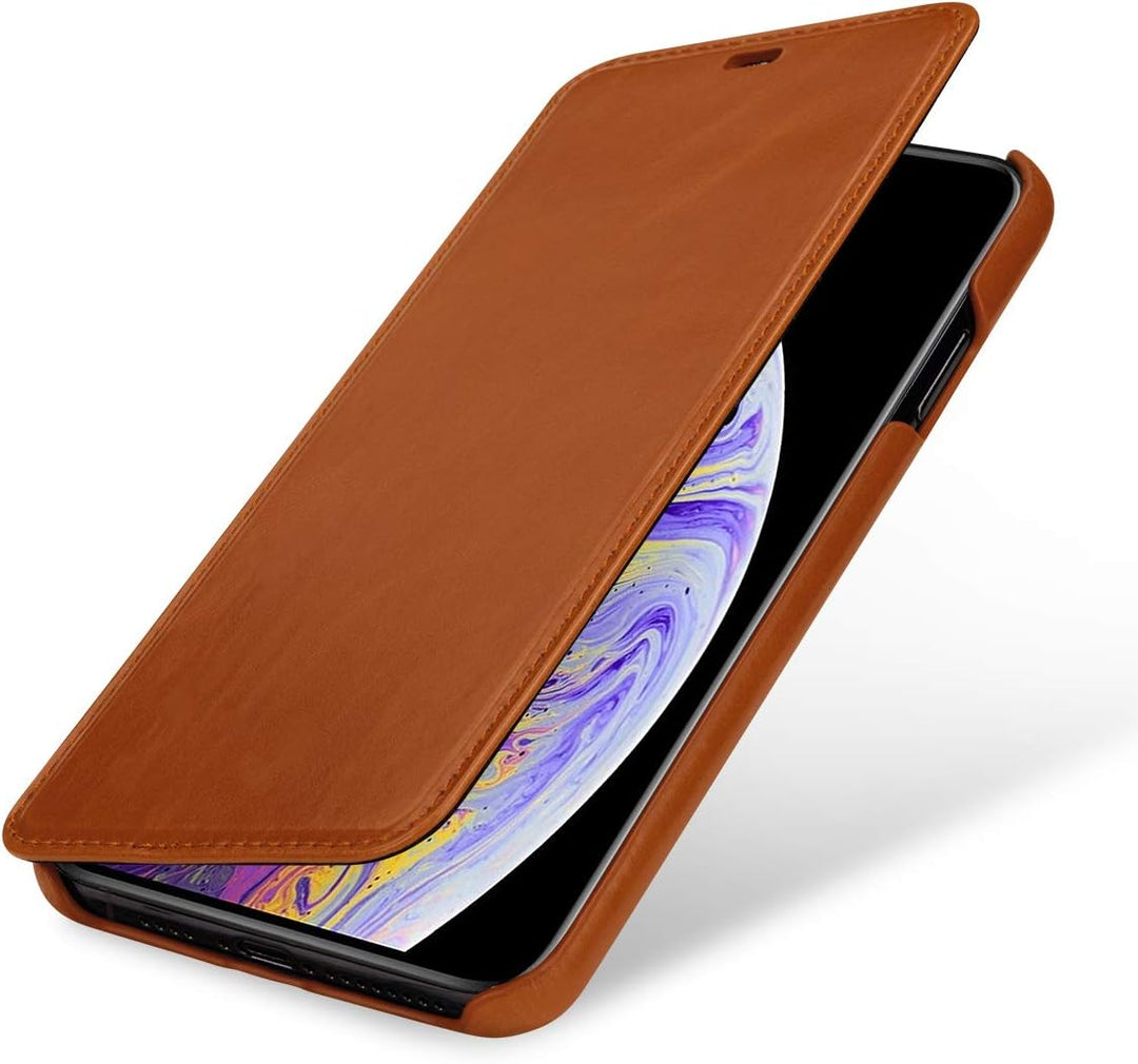 STILGUT Schutz-Hülle kompatibel mit iPhone XS Max Book Type aus Echtleder, Cognac, cognac
