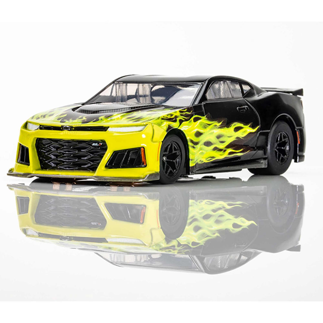 AFX Racing 22060 Camaro 2021 Wildfire Blk/LIM