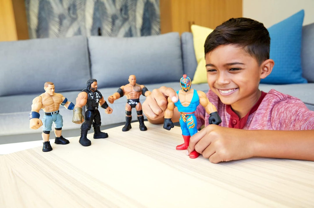 WWE Bend 'n bash John Cena Figur mit Gelenk, dehnbar, 14 cm