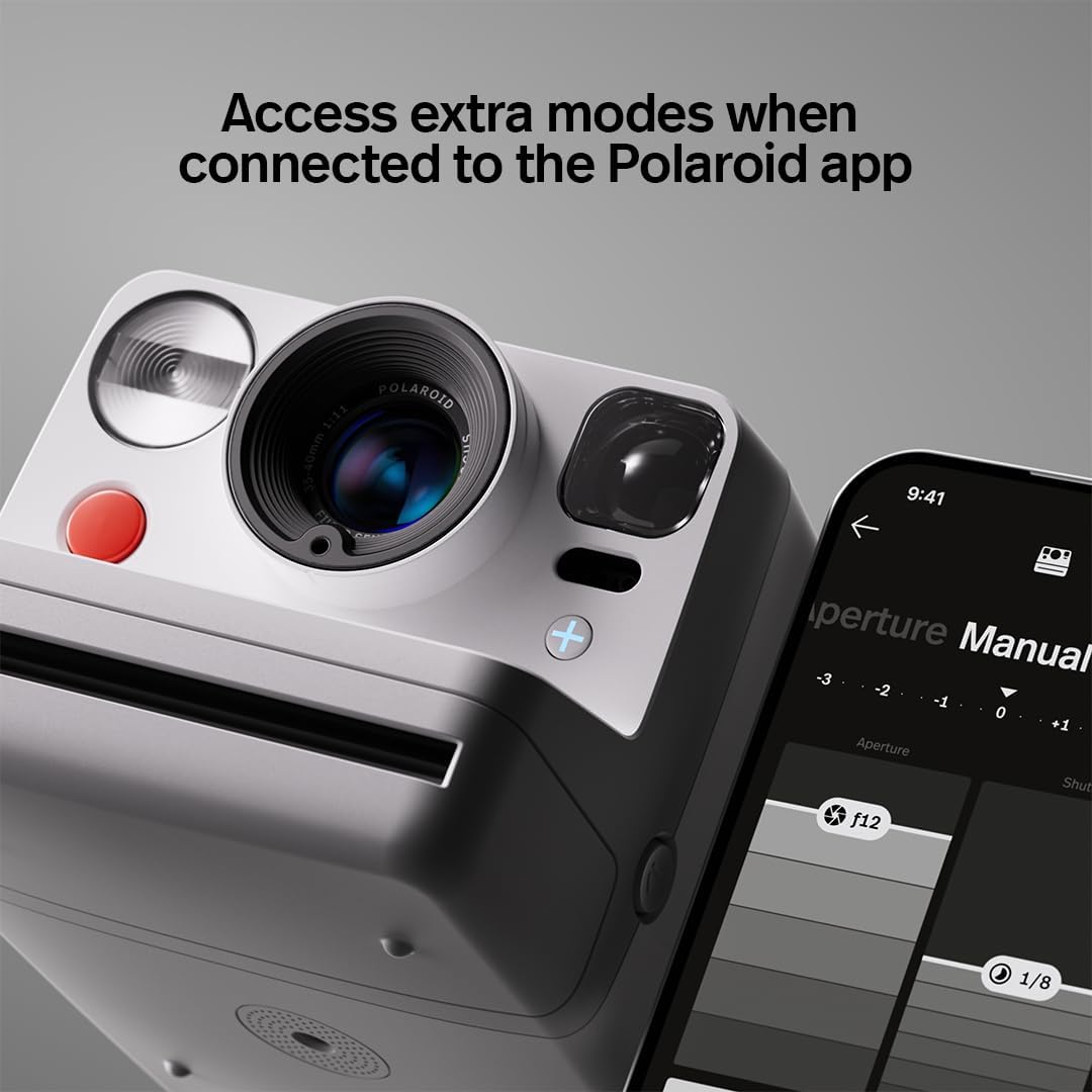 Polaroid - Now+ Gen 3 - Sofortbildkamera mit Bluetooth-Verbindung - Bundle Kamera + Farbfilm (16 Fot
