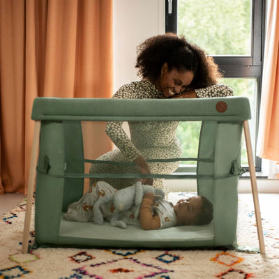 Maxi-Cosi Iris 2-in-1-Reisebett Baby, 0 – 3 Jahre, bis zu 15 kg, kompaktes Reisebettchen, 2 Schlafeb
