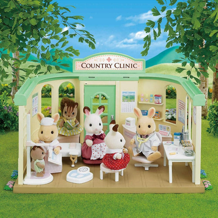 Sylvanian Families 5096 Landklinik - Puppenhaus Spielset, Mehrfarbig