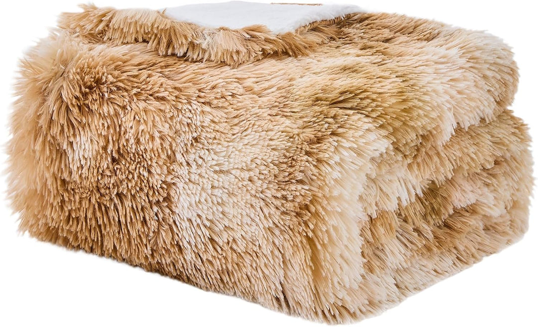 EMME Faux Kuscheldecke Flauschig, 150 x 200 cm, Felldecke, Wolldecke, Wohndecke, Super Weich, Flausc