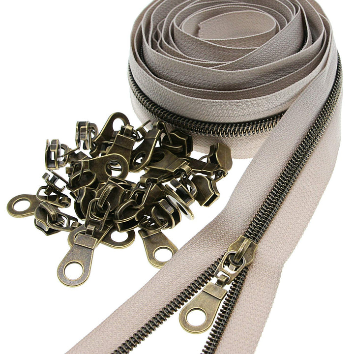 5# Metallische Nylonspulen-Reissverschlüsse 9.1m antikes Messing zähne Beige Band mit 25 Stück Schie