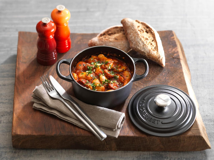 Le Creuset Signature Gusseisen-Bräter mit Deckel, Ø 18 cm, Rund, Für alle Herdarten und Induktion ge