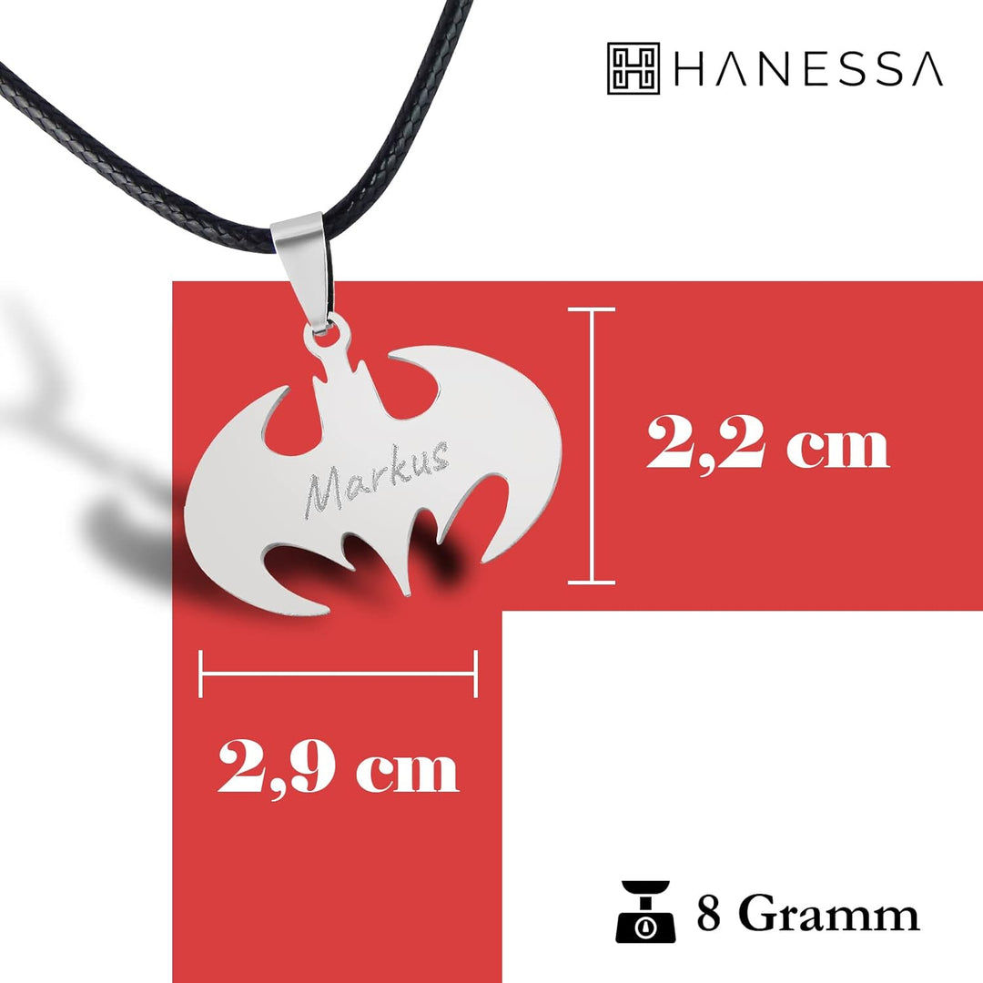 Hanessa Personalisierte Kette mit Gravur Edelstahl 45-60 cm mit Anhänger Fledermaus in schwarz - Per