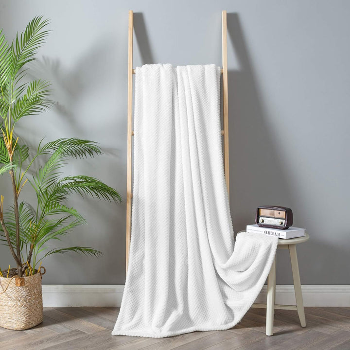 MIULEE Kuscheldecke Granulat Fleecedecke Flanell Decke Weich Flauschig Einfarbig Wohndecken Couchdec