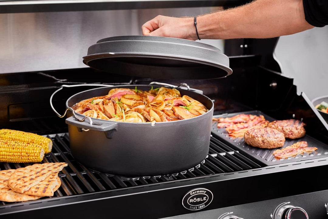 RÖSLE VARIO Dutch Oven, Hochwertiger Dutch Oven aus emailliertem Gusseisen, Deckel als Pfanne einset