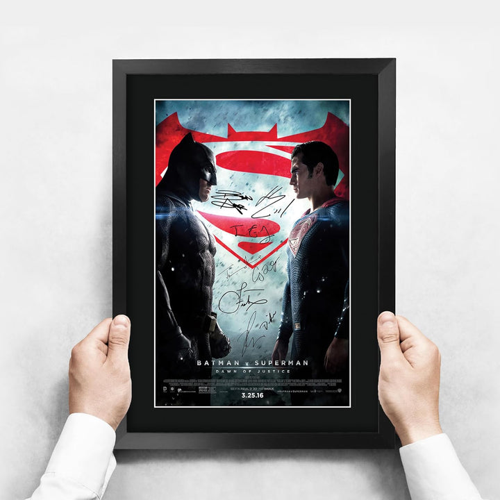 HWC Trading Poster, Motiv: Batman vs Superman, The Cast Ben Affleck Henry Cavill, gedrucktes Autogra