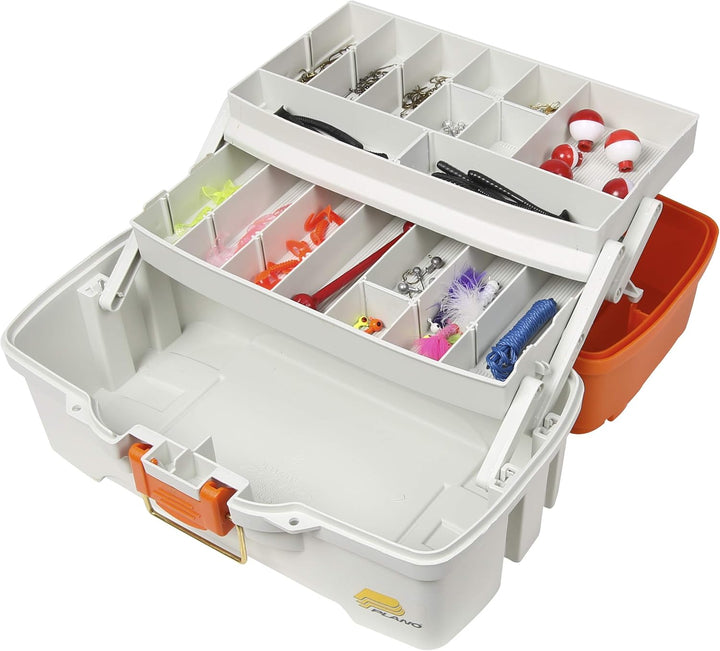 Plano Let's Fish Tackle Box für Angelzubehör Drei - Tablett Orange/Braun, Drei - Tablett Orange/Brau