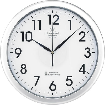 St. Leonhard Wanduhr beleuchtet: Funk-Wanduhr mit Zifferblatt-Beleuchtung & Lichtsensor, kabellos (F