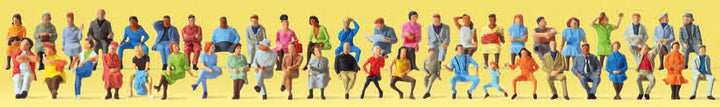 Preiser 14418 Sitzende Reisende. 48 Figuren