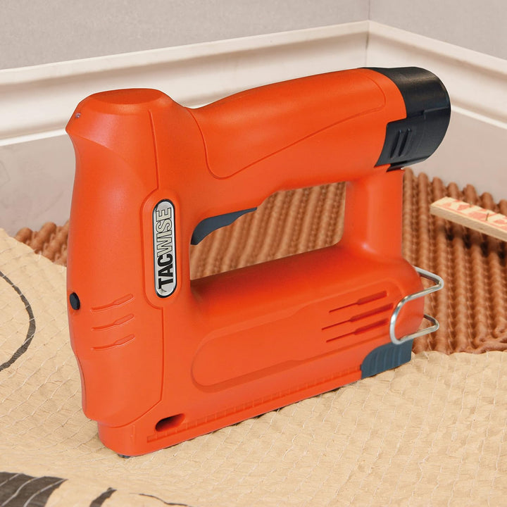 Tacwise 1586 140-180EL Akku 12V Tacker für 140/6-12 mm Heftklammern &amp; 10 mm Nägel 12V Bündel, 12V Bü