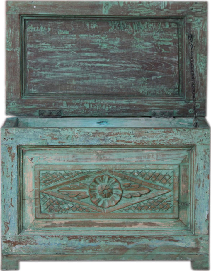 GURU SHOP Vintage Holzbox, Holztruhe, Couchtisch, Kaffeetisch aus Massivholz, Verziert - Modell 41,