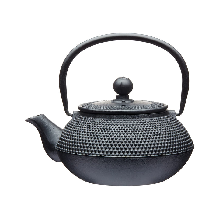 La Cafetière Japanische Teekanne aus Gusseisen, 600 ml, mit Teesiebkorb, Schwarz