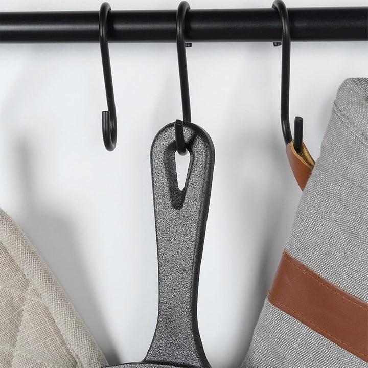 Vilde Gusseisenpfanne Eisenpfanne Grillpfanne aus Gusseisen mit Silikon-Griffschutz CAST LINE 25 cm