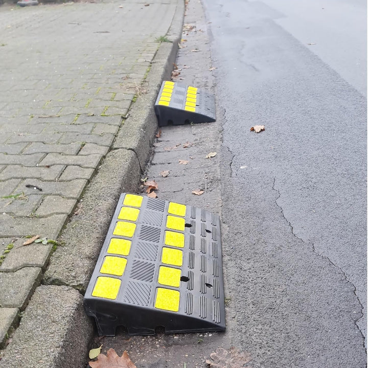 2X Bordsteinrampe 150mm | Auffahrrampe | Auffahrhilfe | Gummirampe | Schwellenrampe 150 mm, 150 mm