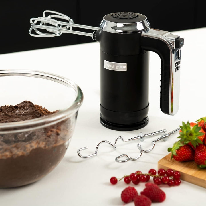 Westinghouse Retro Handmixer, 5 Geschwindigkeitsstufen + Turbofunktion, 2 Rührbesen, 2 Knethaken, LC