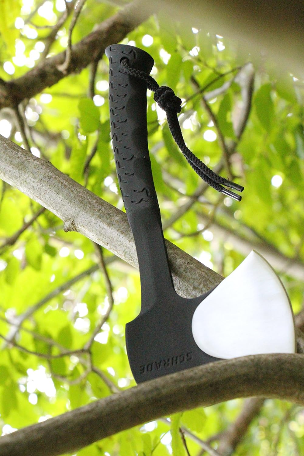 Schrade 0 SCAXE10 Full Tang Hatchet by