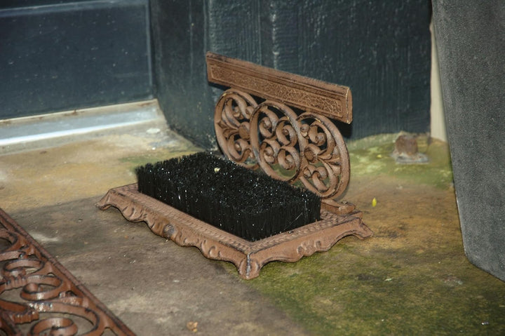 Esschert  LH53 Schuhschaber mit Bürste Gusseisen, Gusseisen, 17 x 29 x 19 cm