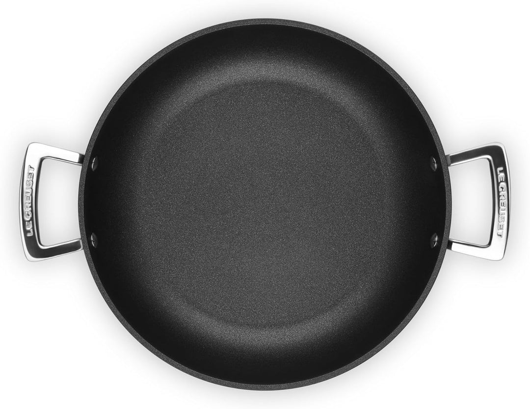 Le Creuset Aluminium-Antihaft Profipfanne mit Deckel, Ø 28 cm, Für alle Herdarten inkl. Induktion ge