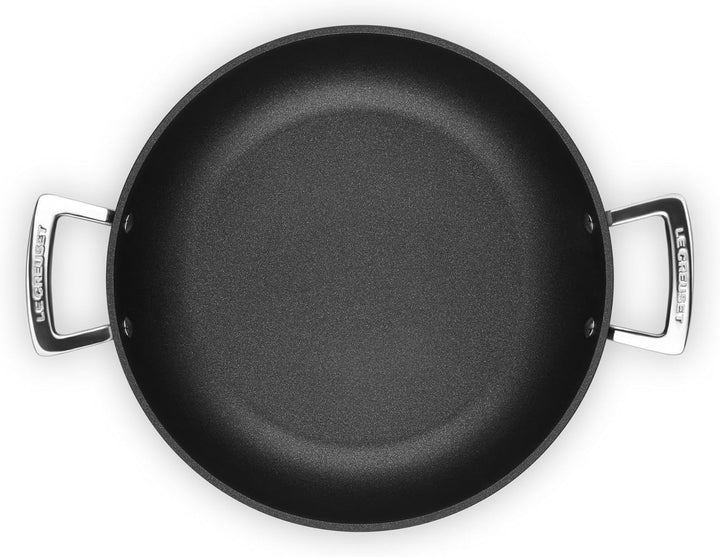 Le Creuset Aluminium-Antihaft Profipfanne mit Deckel, Ø 28 cm, Für alle Herdarten inkl. Induktion ge