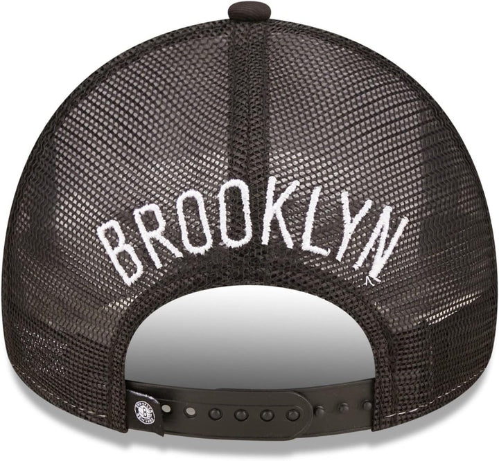 New Era Brooklyn Nets Team Colour Block A-Frame Black White Adjustable Trucker Cap Einheitsgrösse Tr