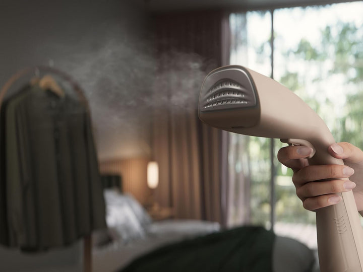 Electrolux Refine 700 Männliche Steamer E7HS2-8WB, Tötet 99,99% der Bakterien, Dampfkapazität: 26 g/