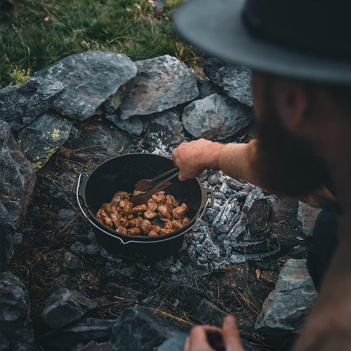 Petromax Feuertopf (Dutch Oven) Set´s (FT9, planer Boden) | Original Gusseisen | mit Deckelheber und