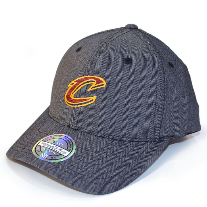 Mitchell & Ness Snapback 110 Curved Poly Heringbone Cleveland Cavaliers charcoal