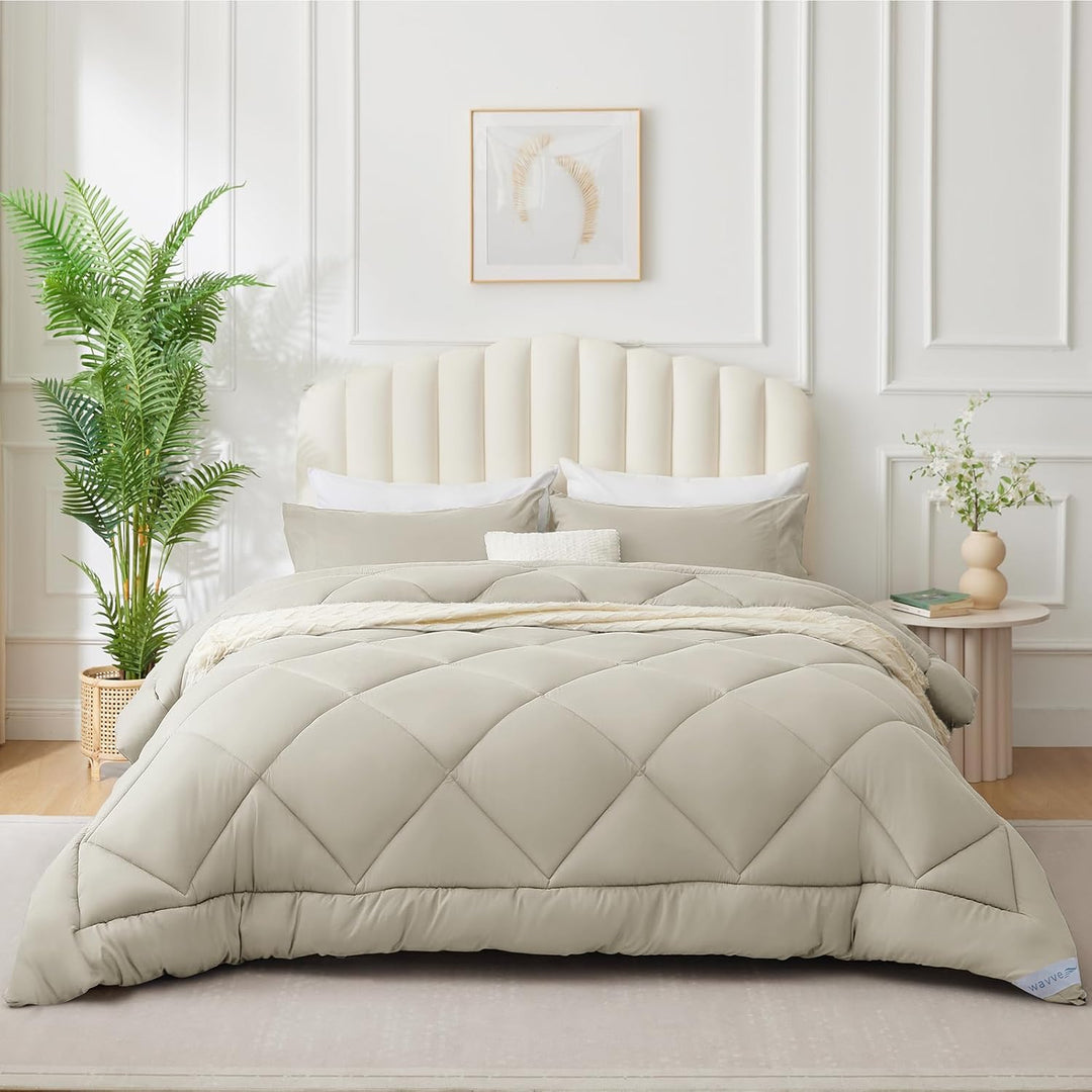 WAVVE Bettdecke 200x200cm Ganzjahresdecke 4 Jahreszeiten, Steppdecke 300gsm Mikrofaser 200x200 cm, S
