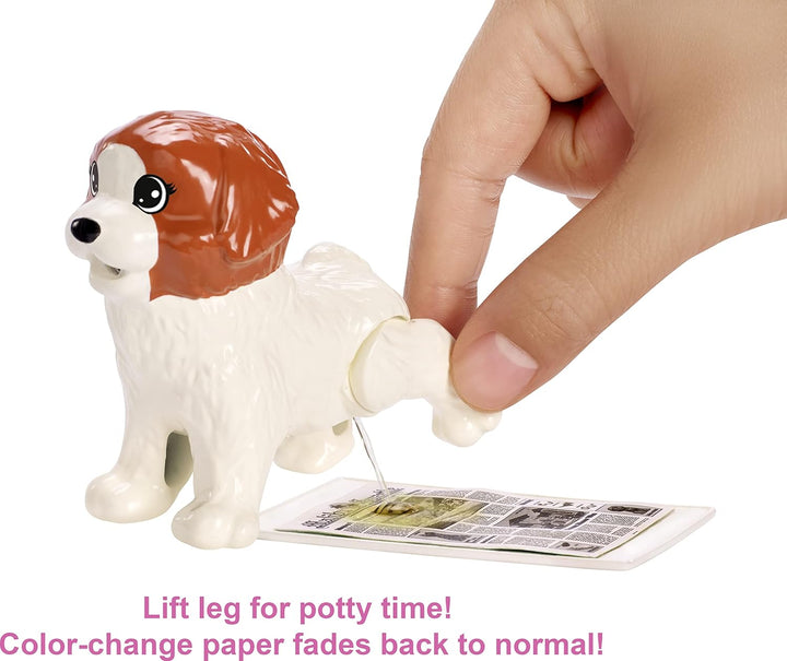 Barbie FXH08 - Hundesitterin, blond, Spielset mit 4 Hunden, mit einem Häufchen machenden und einem P