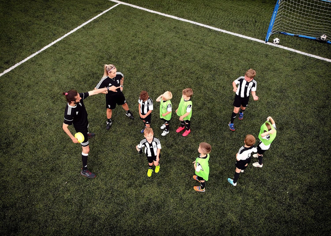 Fussball Leibchen Set 10 Stück: 2 Farben - 5 von jeder Farbe, für Kinder und Erwachsene, Markierungs
