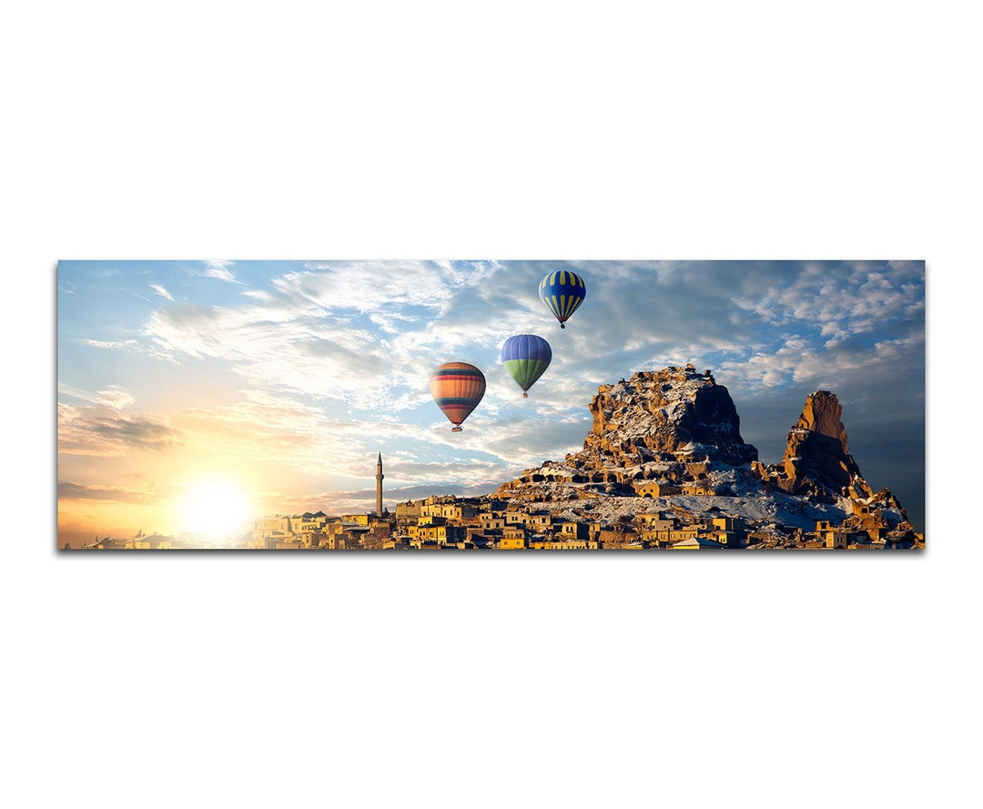 Paul Sinus Art Panoramabild auf Leinwand und Keilrahmen 150x50cm Italien Stadt Berg Heissluftballons