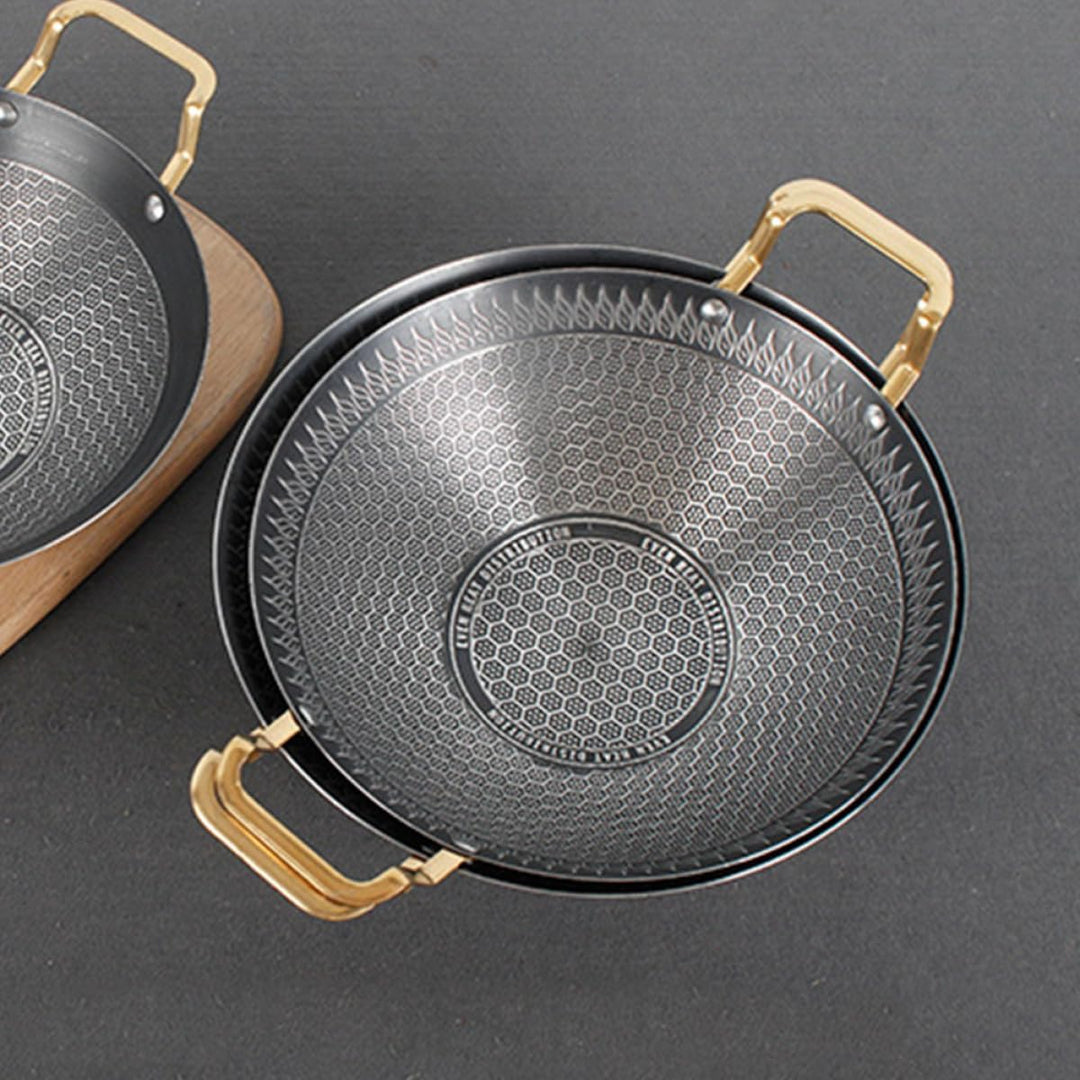 SEWACC Kleine Edelstahl Wok Pfanne 24cm mit Hitzeschutzgriffen und Wabenstruktur für Elektro und Gas