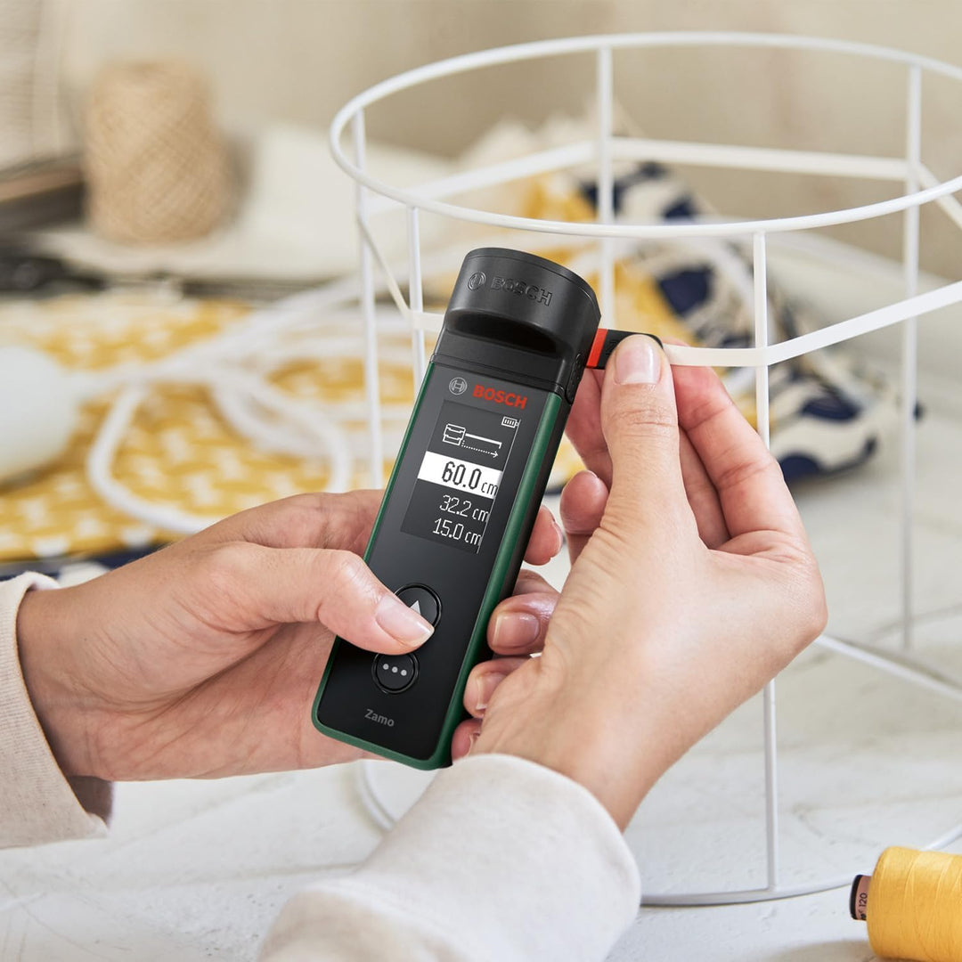 Bosch Laser-Entfernungsmesser Zamo der 4. Generation mit 3 Adaptern (einfaches und präzises Messen b