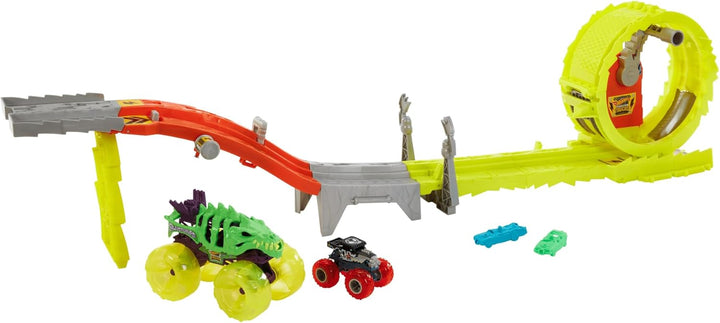 Hot Wheels Monster Trucks Race & Chase Challenge Track inkl. 2 Autos.