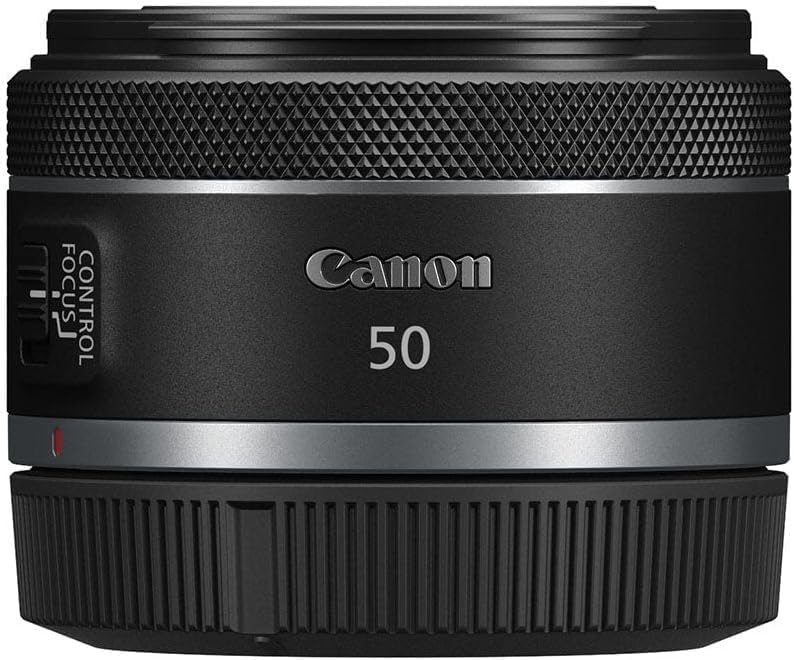 Canon EOS R10 Systemkamera + RF-S 18-45mm F4.5-6.3 is STM Zoomobjektiv & RF 50mm F1.8 STM Objektiv |