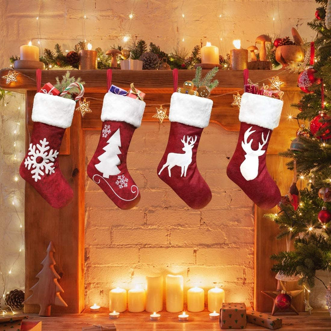 Dremisland Grosse Weihnachtsstrumpfe 4er Set, 46cm Rot Weiss Weihnachtsstrümpfe mit Rentier Plüsch F
