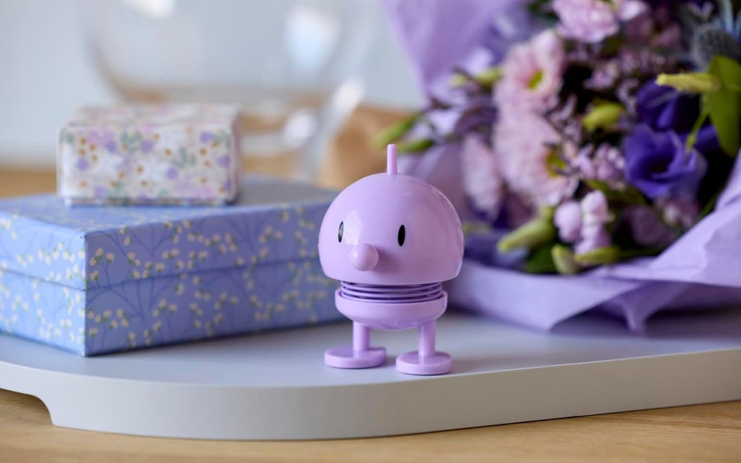 Hoptimist Bumble, Wackelfigur Deko Skandinavisch, Deko Wohnzimmer, Schreibtisch Deko, Büro Gadgets,