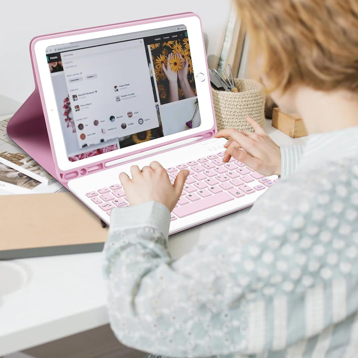 Hofsos Hülle mit Tastatur für iPad 10.2 Zoll 9 Generation 2021 - QWERTZ Layout Keyboard, Magnetische