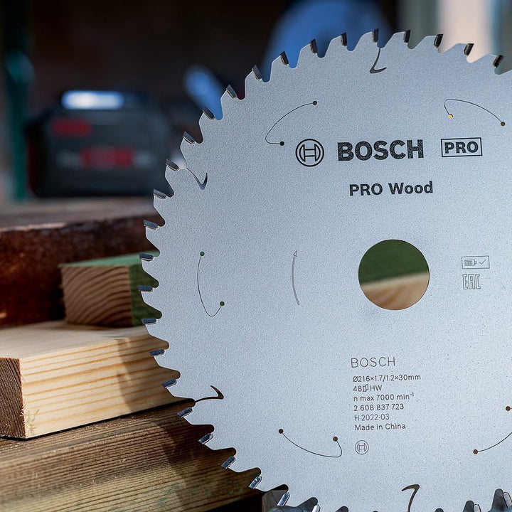 Bosch Professional 1x Kreissägeblatt Standard for Wood (Holz, Sägeblatt Ø 305 x 30 x 2,2 mm, 40 Zähn