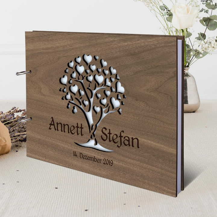 Kartenmachen.de Personalisiertes Hochzeit Gästebuch echtes Holz DIN A4 Hochzeitsbuch mit Lasergravur