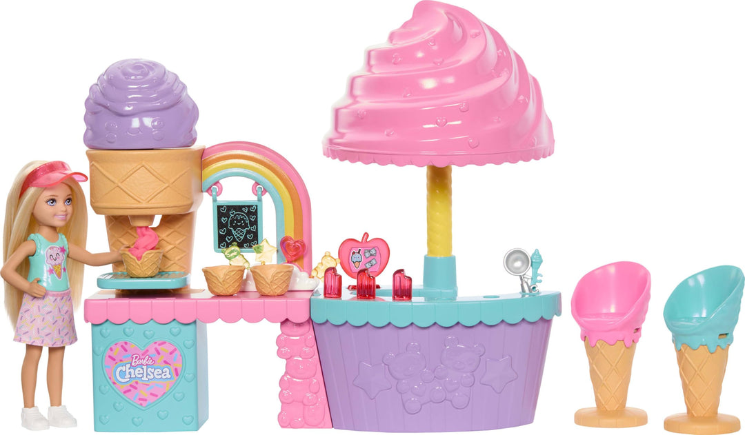 Barbie Chelsea Eisstand-Spielset mit Chelsea-Puppe, „Eismasse“ in 2 Farben und Zubehör, JMJ42