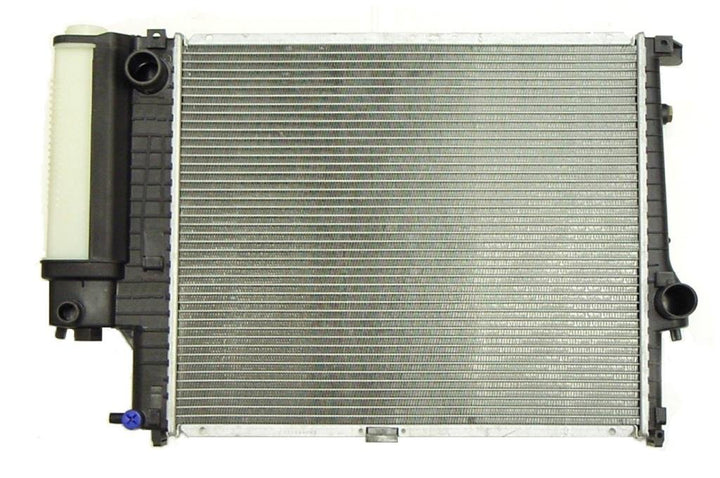 Nissens 60743A Kühler, Motorkühlung