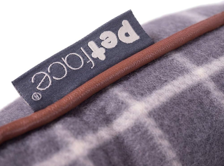 Petface Graues Körbchen aus Fleece mit Karos, rechteckig, S Graues S, Graues S