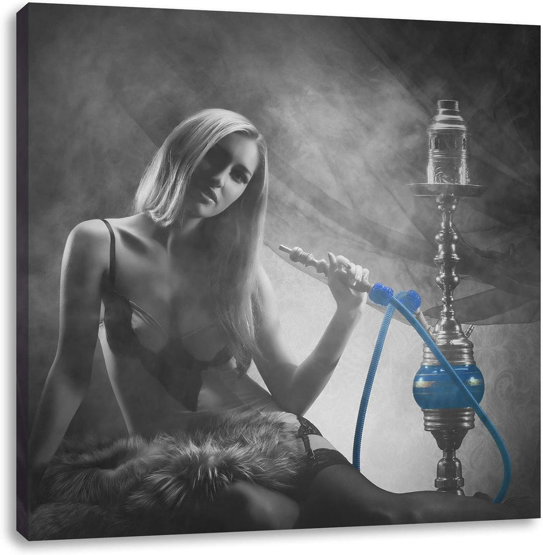 Pixxprint Frau neben Shisha als Leinwandbild/Grösse: 70x70 cm/Wandbild/Kunstdruck/fertig bespannt, 7