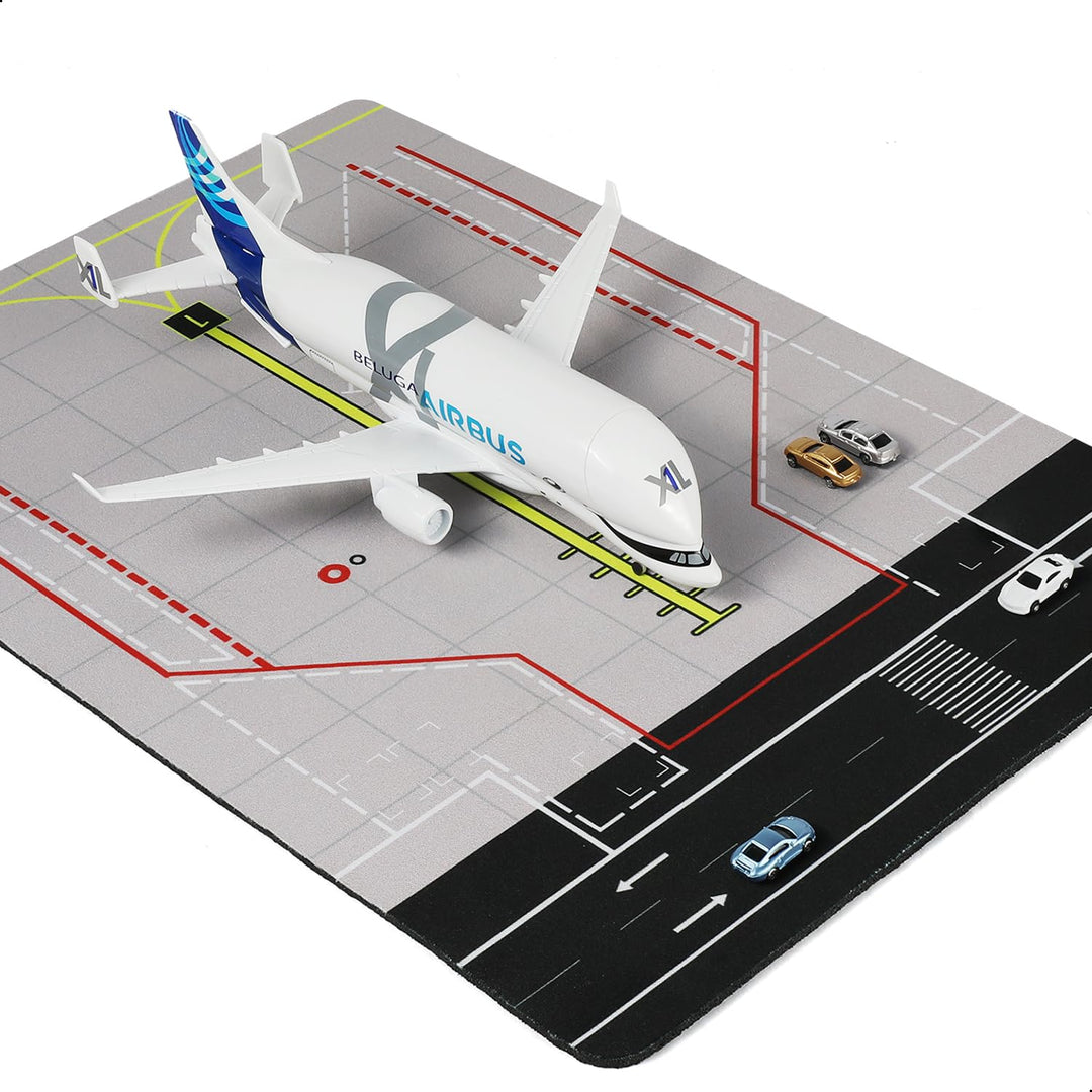 1/300 A330 Beluga XL Flugzeugmodell mit Gummiflughafenmatte und 5 Autos Diecast Metall Flugzeugmodel