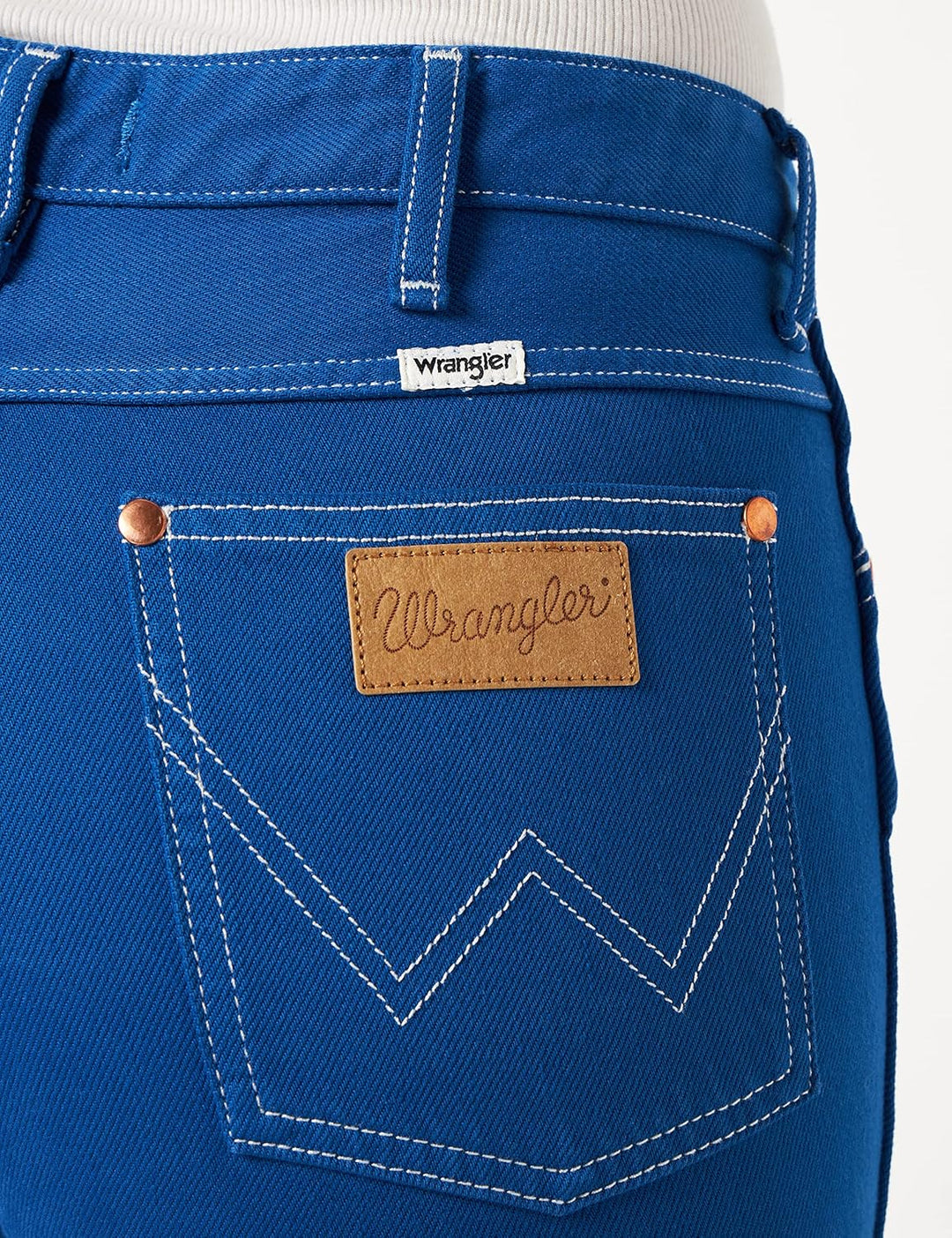 Wrangler Women's Wild West Jeans 28W / 32L Daphne Blue, 28W / 32L Daphne Blue